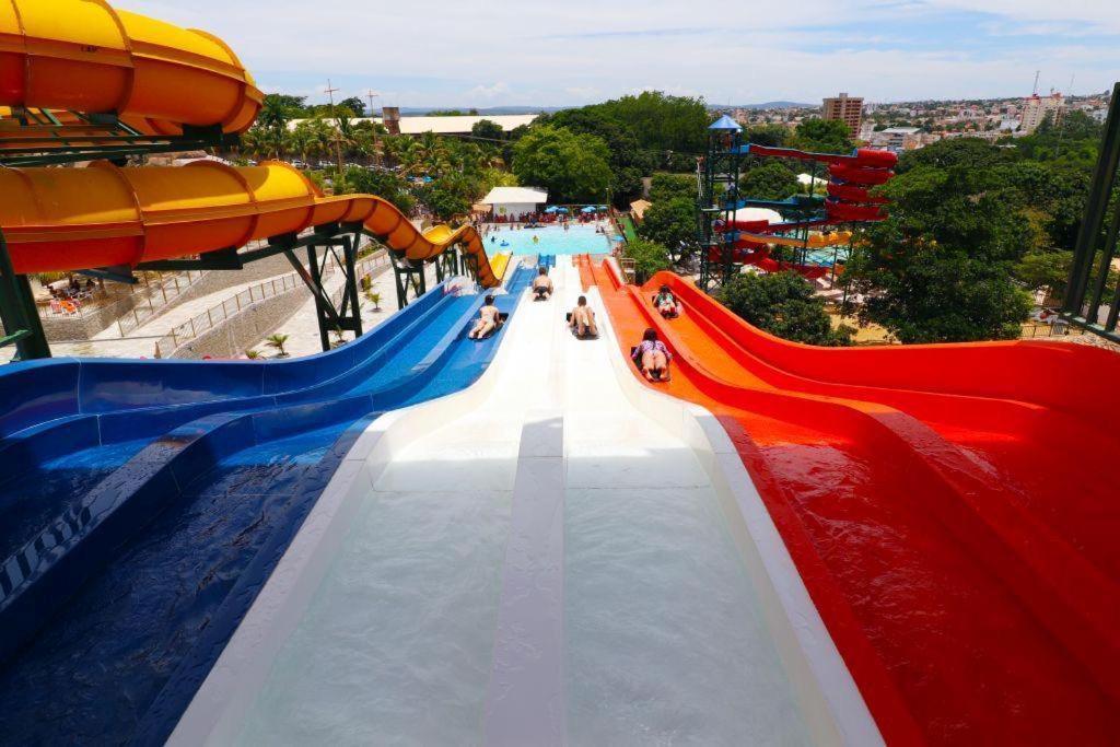 Spazzio Diroma Com Acesso Ao Acqua Park - Temporada Cn Adriele Caldas Novas Ngoại thất bức ảnh